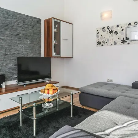 Apartment Lovely In Donja