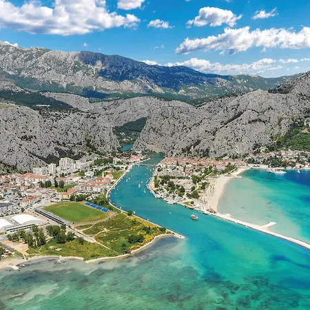 Διαμέρισμα Three-bedroom In Donja